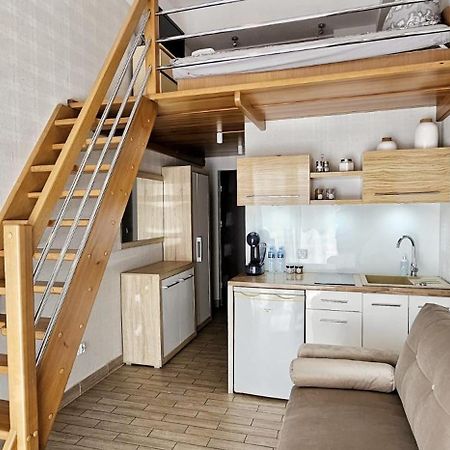 Holiday Home Slavia New S8 Miedzyzdroje Z Antresola I Balkonem Przy Plazy Exteriör bild