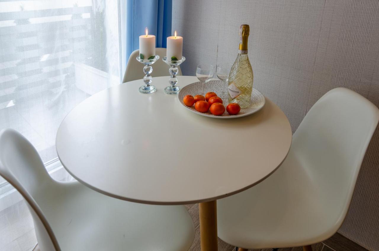 Holiday Home Slavia New S8 Miedzyzdroje Z Antresola I Balkonem Przy Plazy Exteriör bild
